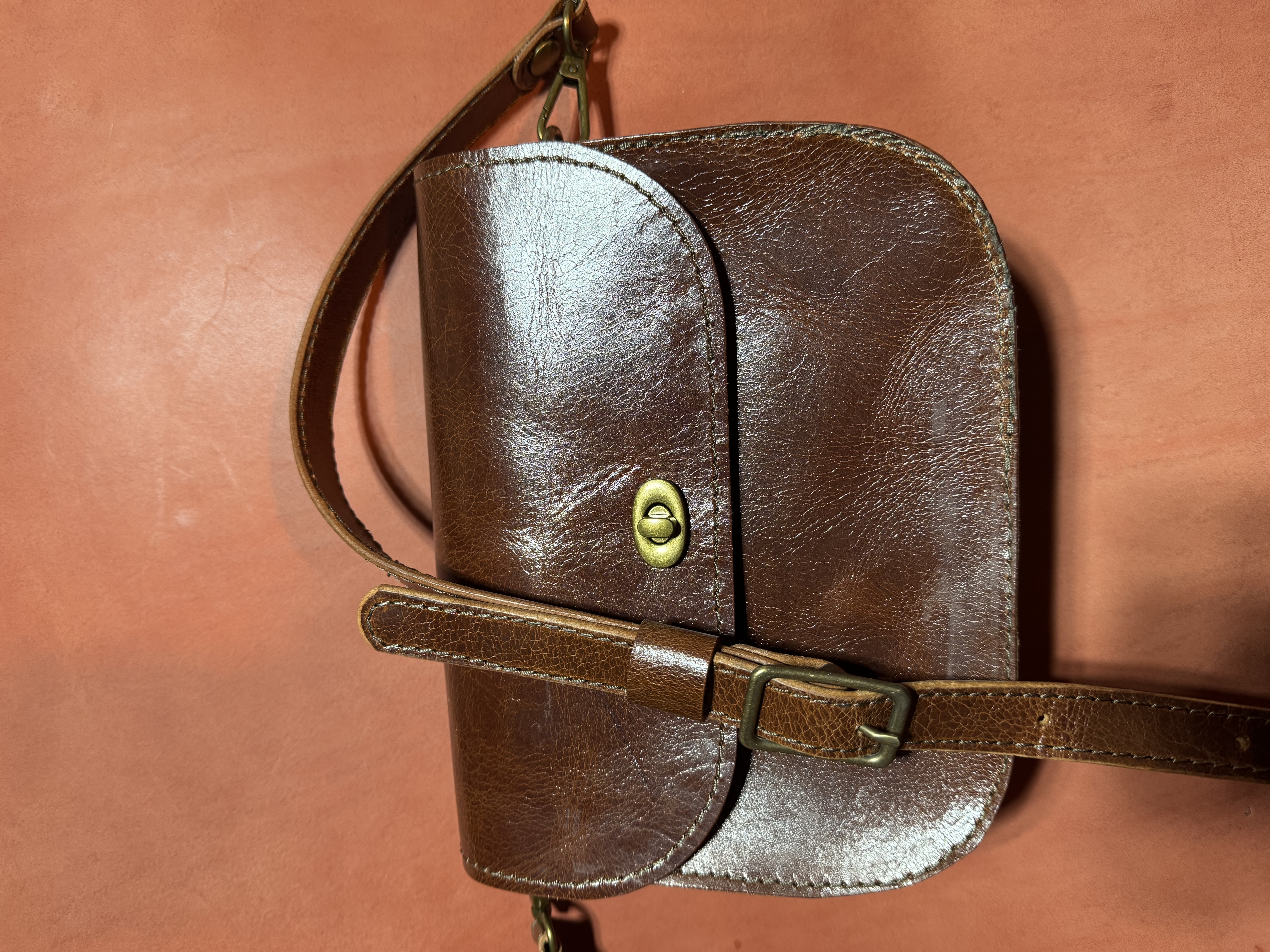 Cross body purse